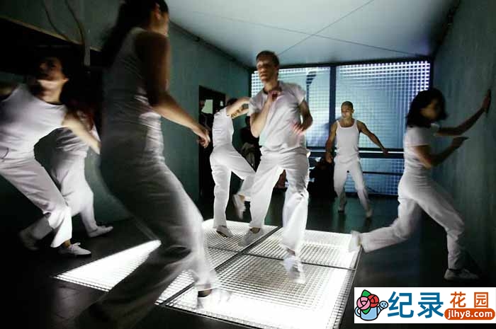 Sasha Waltz现代舞作品纪录片《翻转 InsideOut》全1集原版 标清纪录片资源百度云盘下载插图 Sasha Waltz现代舞作品纪录片《翻转 InsideOut》全1集原版 标清纪录片资源百度云盘下载