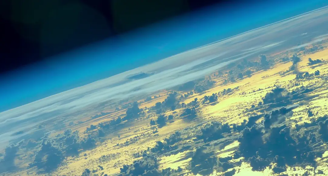 16次日出 16 levers de soleil