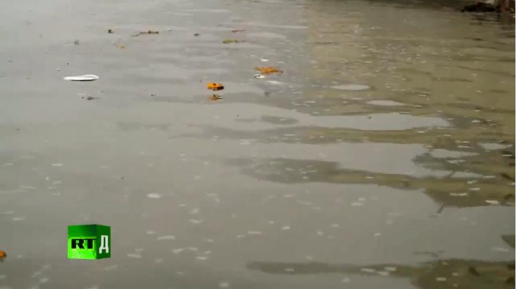 恒河的悲鸣 Cry of a River: The Trouble with India's Toilets and Drinking Water