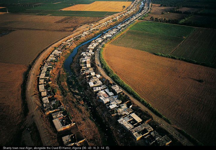 鸟瞰地球 La Terre vue du ciel