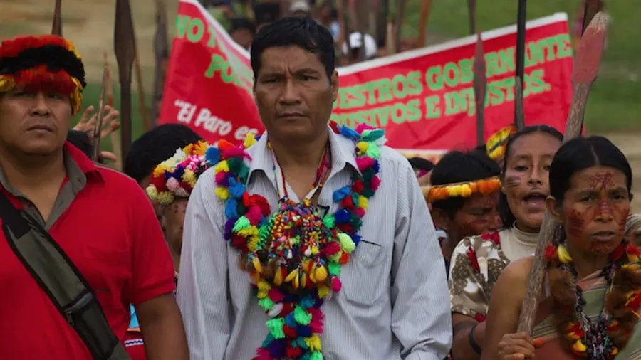 当两个世界碰撞时 When Two Worlds Collide