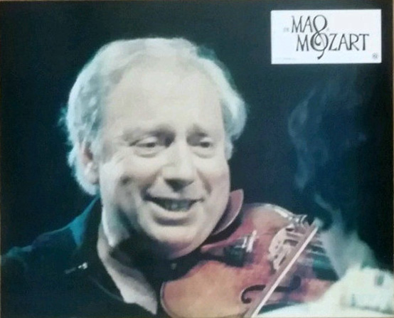 从毛泽东到莫扎特 From Mao to Mozart: Isaac Stern in China