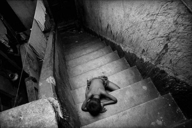 小小摄影师的异想世界 Born Into Brothels: Calcutta's Red Light Kids