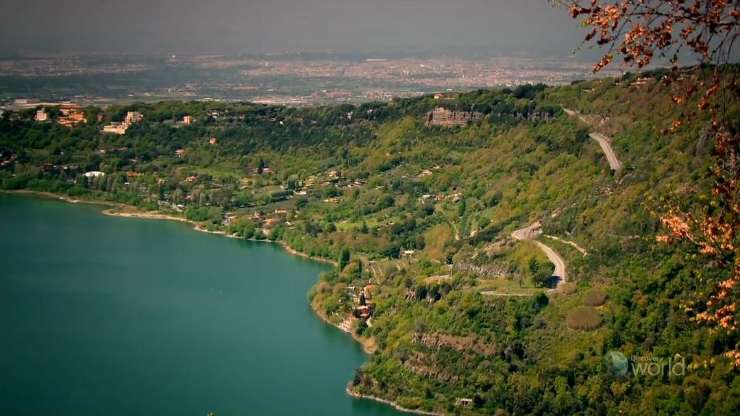 层层透视大都会系列 第一季 Strip the City Season 1