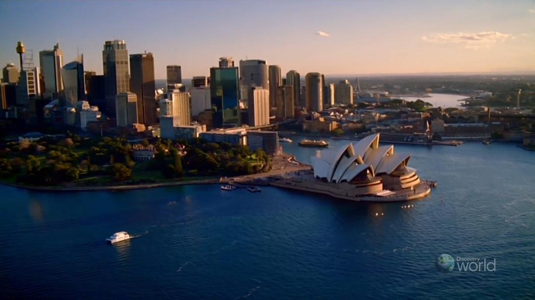 层层透视大都会系列 第一季 Strip the City Season 1