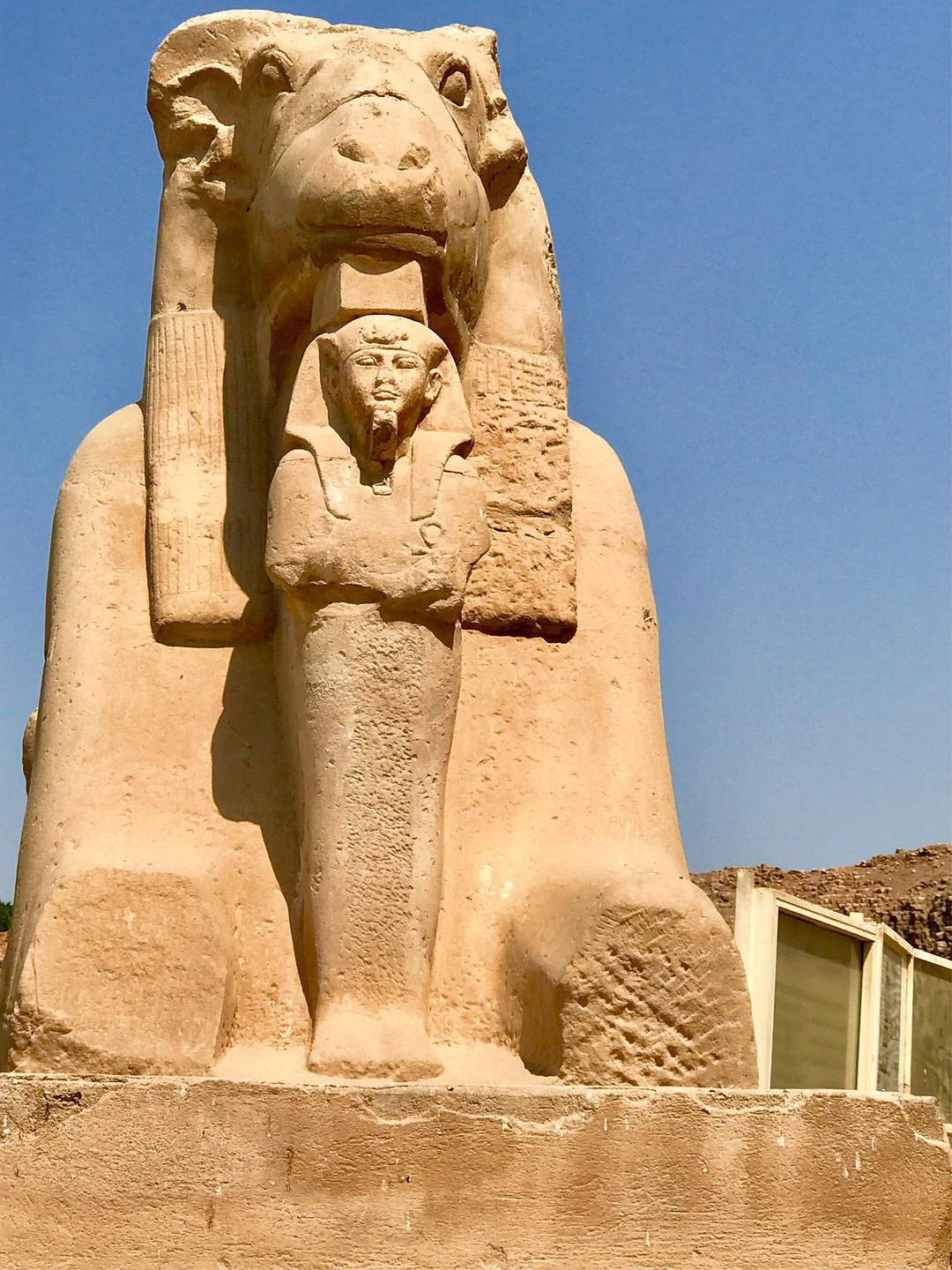 遗失的金字塔 The Lost Pyramid