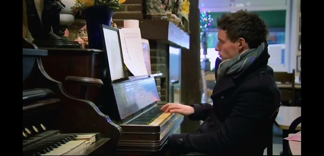 雀斑讲解战争艺术 War Art with Eddie Redmayne