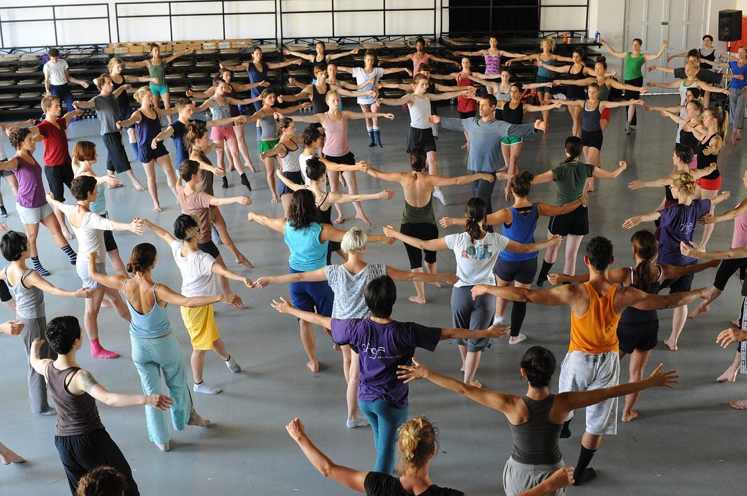 嘎嘎先生 מיסטר גאגא