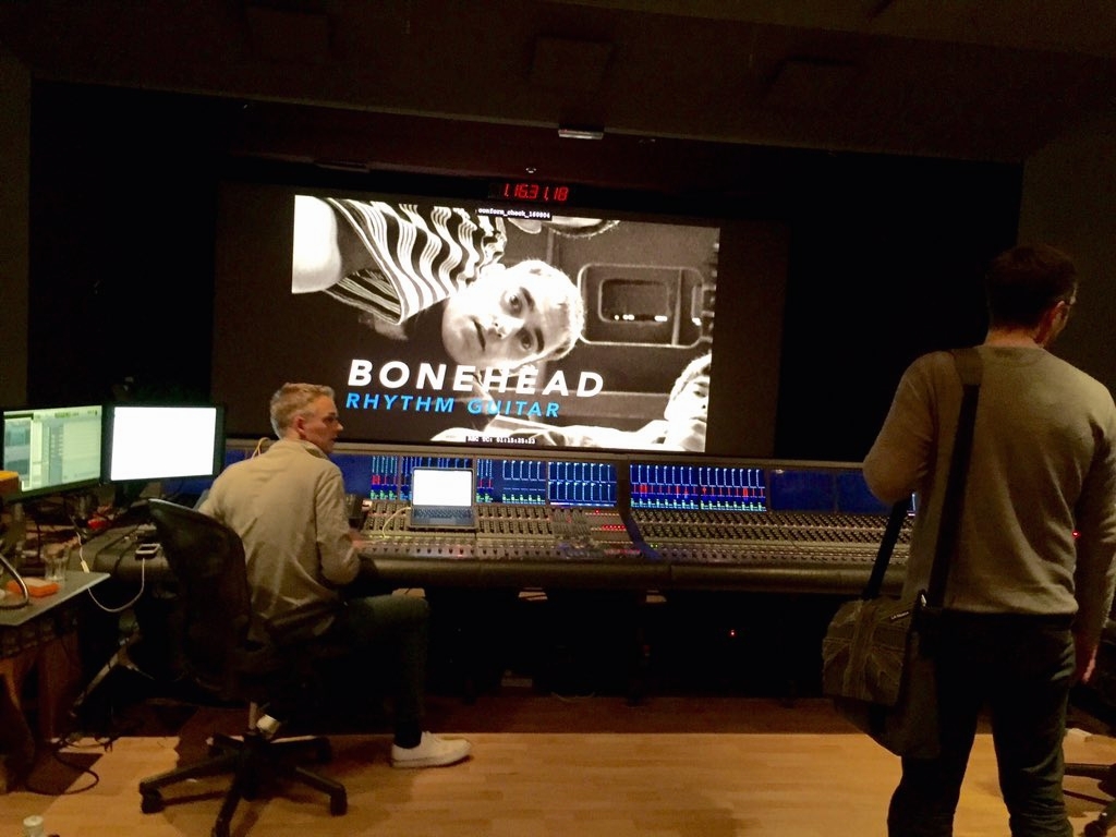 超音速 Supersonic