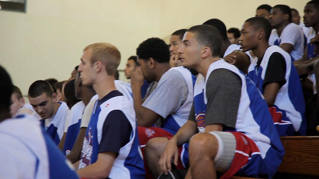 奋战到底 At All Costs