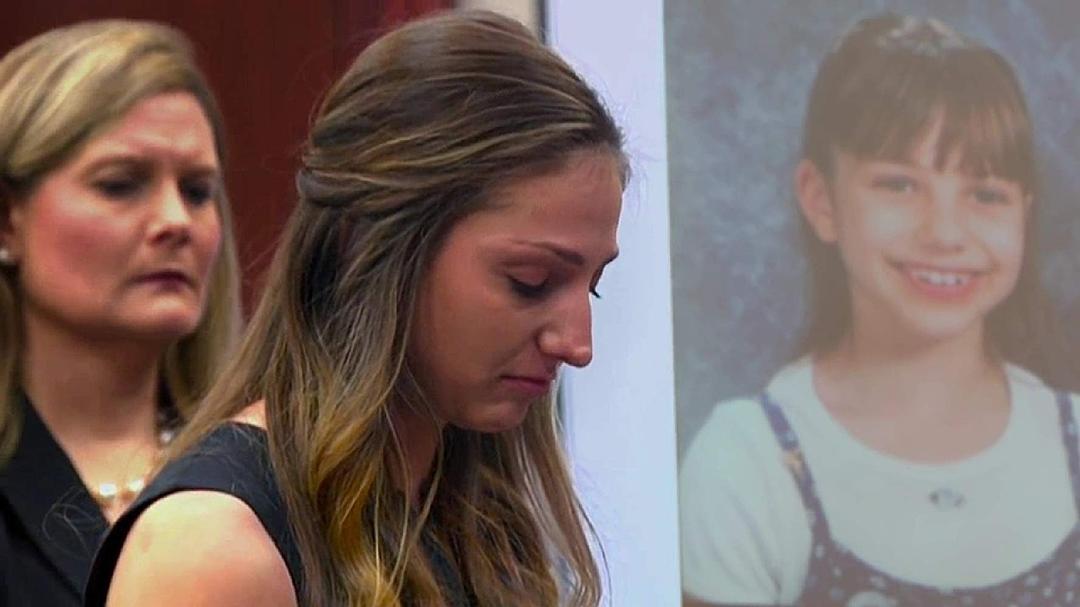 在金牌的核心:美国体操丑闻 At the Heart of Gold: Inside the USA Gymnastics Scandal