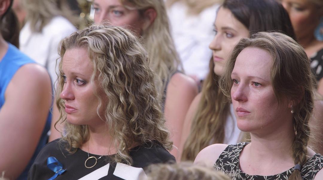 吹哨人:美国体操队性侵丑闻追踪 Athlete A