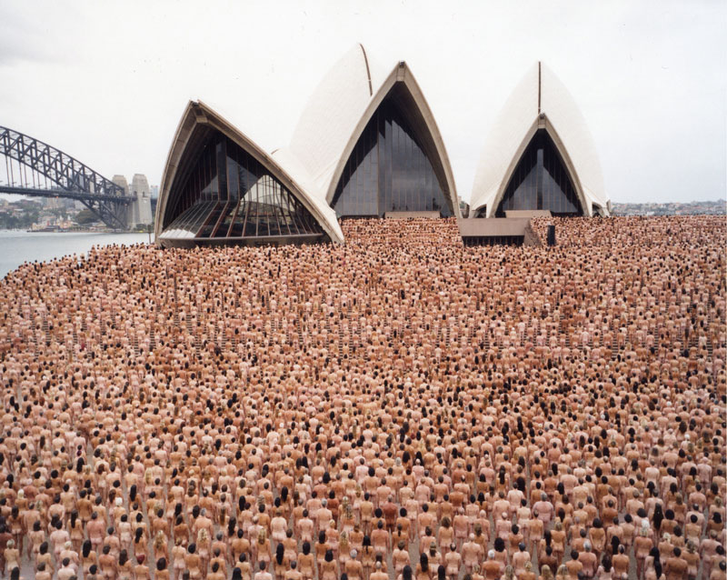 裸体漂流记 Naked States