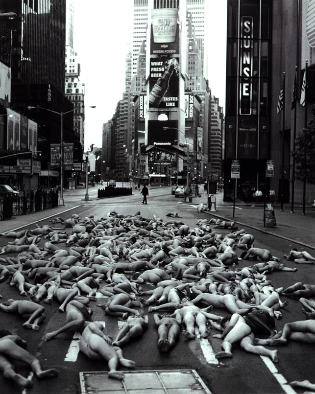 裸体漂流记 Naked States