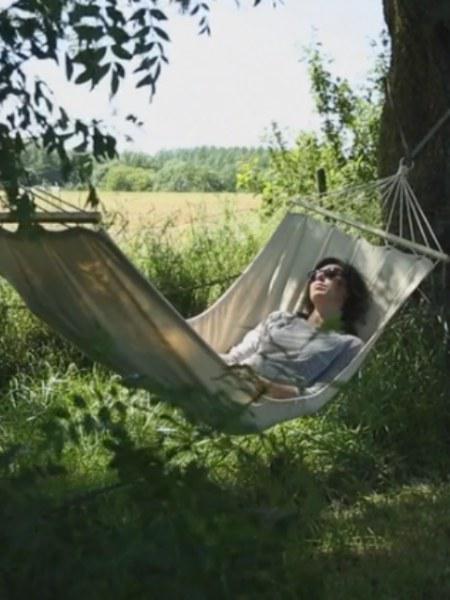 午睡的艺术 The Art of Napping插图1 午睡的艺术 The Art of Napping