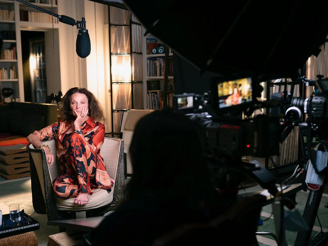 黛安·冯·菲斯滕贝格:女性掌权 Diane von Furstenberg: Woman in Charge插图4 黛安·冯·菲斯滕贝格:女性掌权 Diane von Furstenberg: Woman in Charge