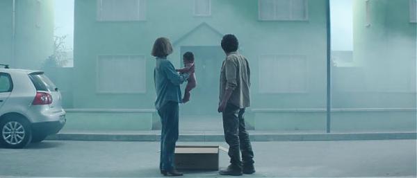 读书变现,零基础轻松过稿,带你每月边读边赚2万+ 悬疑电影《生态箱》解说文案及全剧下载