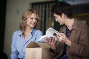 剧情电影《20岁的差距》恐怖惊悚电影影视解说自媒体素材文案/片源下载插图 剧情电影《20岁的差距》恐怖惊悚电影影视解说自媒体素材文案/片源下载