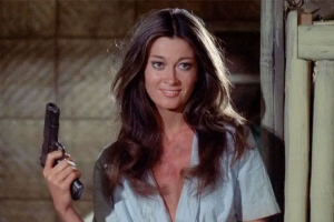 犯罪电影《大鸟笼》恐怖惊悚电影影视解说自媒体素材文案/片源下载插图 犯罪电影《大鸟笼》恐怖惊悚电影影视解说自媒体素材文案/片源下载