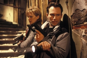 悬疑电影《八面埋伏》恐怖惊悚电影影视解说自媒体素材文案/片源下载插图 悬疑电影《八面埋伏》恐怖惊悚电影影视解说自媒体素材文案/片源下载