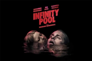 犯罪电影《无边泳池》恐怖惊悚电影影视解说自媒体素材文案/片源下载插图 犯罪电影《无边泳池》恐怖惊悚电影影视解说自媒体素材文案/片源下载