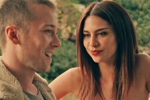 科幻电影《爱在初春惊变时》恐怖惊悚电影影视解说自媒体素材文案/片源下载插图 科幻电影《爱在初春惊变时》恐怖惊悚电影影视解说自媒体素材文案/片源下载