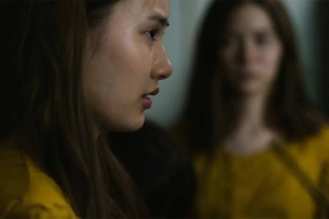 惊悚电影《安妮的脸》恐怖惊悚电影影视解说自媒体素材文案/片源下载插图 惊悚电影《安妮的脸》恐怖惊悚电影影视解说自媒体素材文案/片源下载