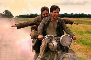 剧情电影《摩托日记》恐怖惊悚电影影视解说自媒体素材文案/片源下载插图 剧情电影《摩托日记》恐怖惊悚电影影视解说自媒体素材文案/片源下载