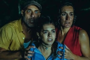 恐怖电影《危险乘客》恐怖惊悚电影影视解说自媒体素材文案/片源下载插图 恐怖电影《危险乘客》恐怖惊悚电影影视解说自媒体素材文案/片源下载