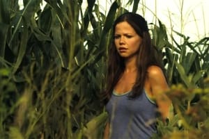 恐怖电影《外壳》恐怖惊悚电影影视解说自媒体素材文案/片源下载插图 恐怖电影《外壳》恐怖惊悚电影影视解说自媒体素材文案/片源下载