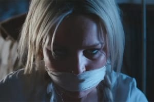 恐怖电影《农家小屋》恐怖惊悚电影影视解说自媒体素材文案/片源下载插图 恐怖电影《农家小屋》恐怖惊悚电影影视解说自媒体素材文案/片源下载