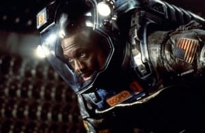 科幻电影《黑洞表面》恐怖惊悚电影影视解说自媒体素材文案/片源下载插图 科幻电影《黑洞表面》恐怖惊悚电影影视解说自媒体素材文案/片源下载