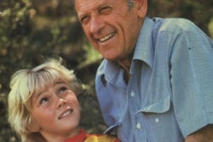 剧情电影《荒野有情天》恐怖惊悚电影影视解说自媒体素材文案/片源下载插图 剧情电影《荒野有情天》恐怖惊悚电影影视解说自媒体素材文案/片源下载