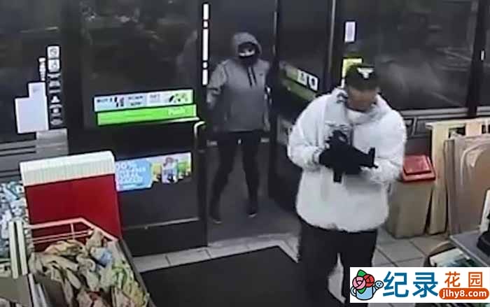 监控下的一幕系列纪录片《千钧一发 防卫自救》第1季中字 1080P高清自媒体解说素材百度云盘下载插图 监控下的一幕系列纪录片《千钧一发 防卫自救》第1季中字 1080P高清自媒体解说素材百度云盘下载