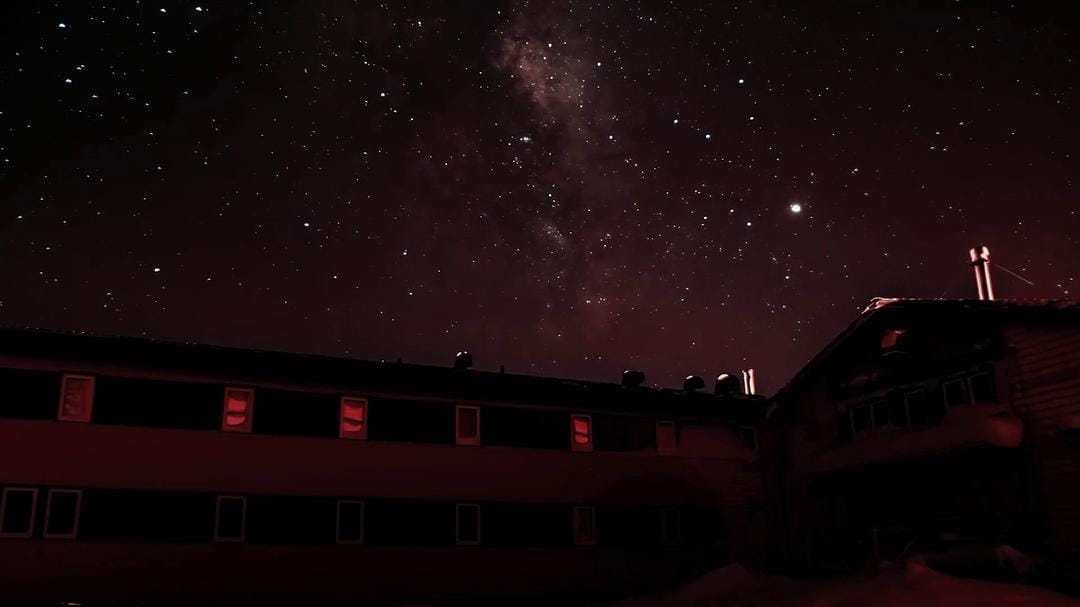 南极洲:冰上的一年 Antarctica: A Year on Ice插图3 南极洲:冰上的一年 Antarctica: A Year on Ice