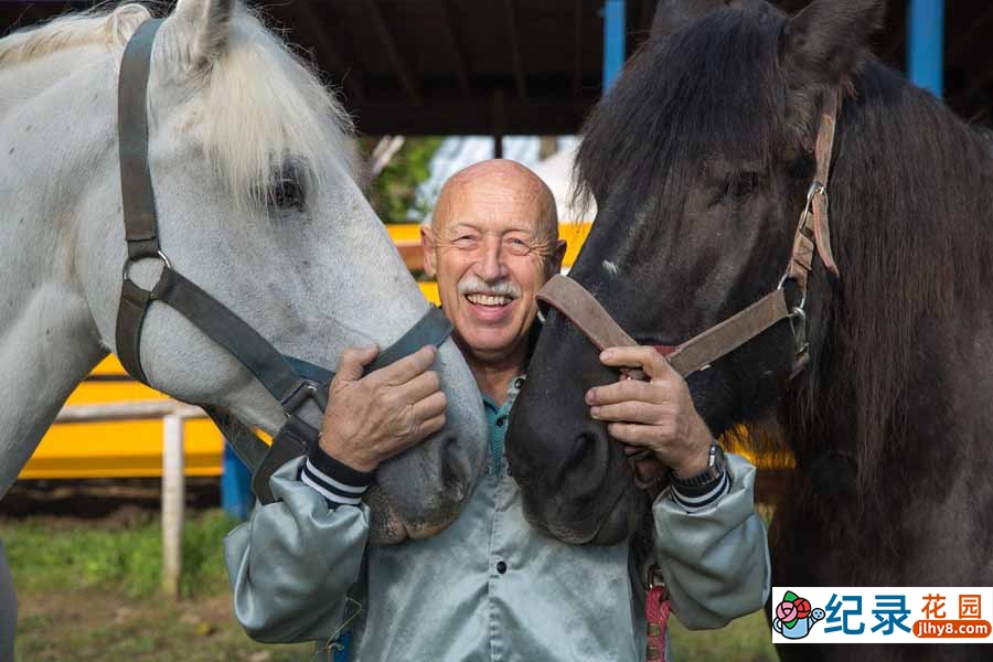 国家地理妙手兽医纪录片《动物神医 The Incredible Dr.Pol》第7季全10集中字 纪录片解说素材百度云盘下载 1080/MKV/26.5G