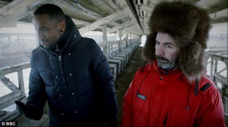 揭秘亿万富豪的衣橱 Inside the Billionaire&#x27;s Wardrobe