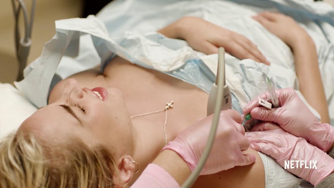 嘎嘎：五尺二寸 GAGA: Five Foot Two