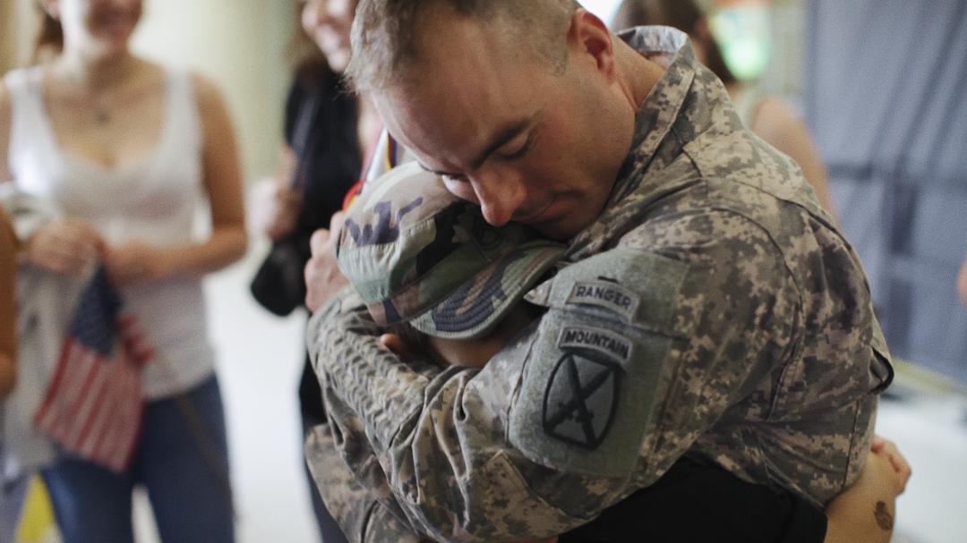 父，子，兵 Father Soldier Son