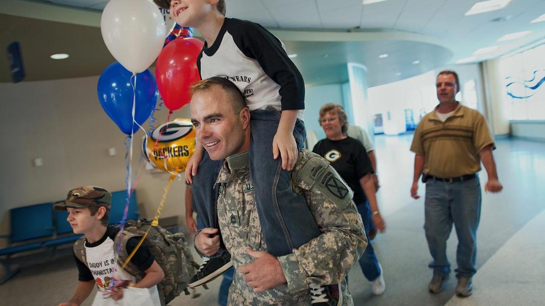 父，子，兵 Father Soldier Son