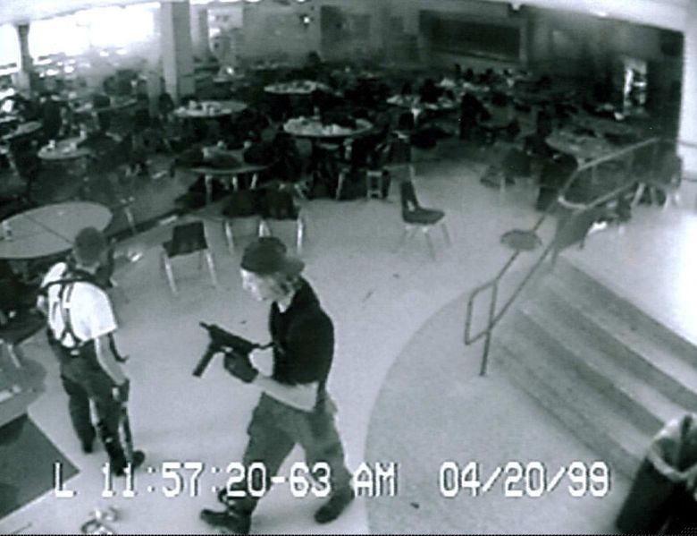 科伦拜校园事件 Bowling for Columbine