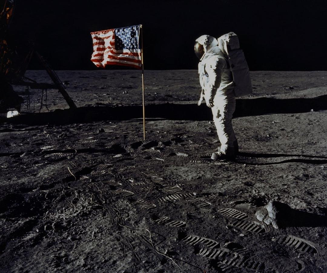 为了全人类 For All Mankind