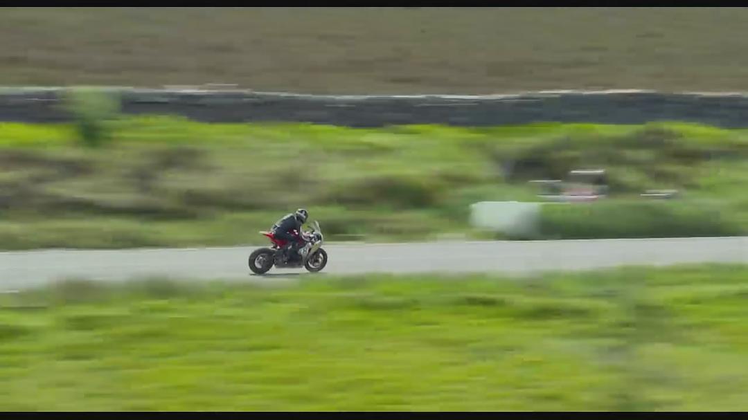 TT3D:触摸极限 TT3D: Closer to the Edge