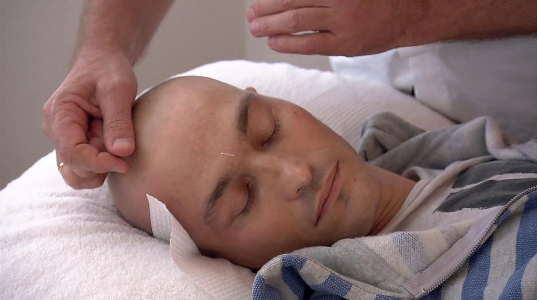 活在当下：安迪·惠特菲尔德的故事 Be Here Now