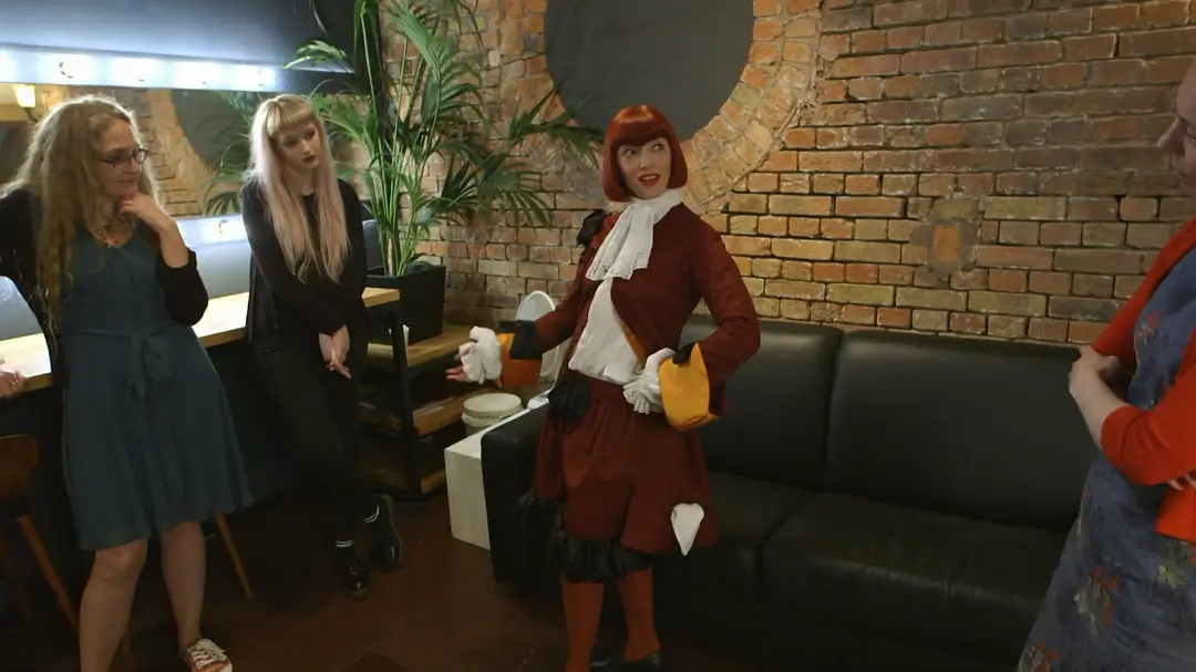 历史的针脚 A Stitch in Time