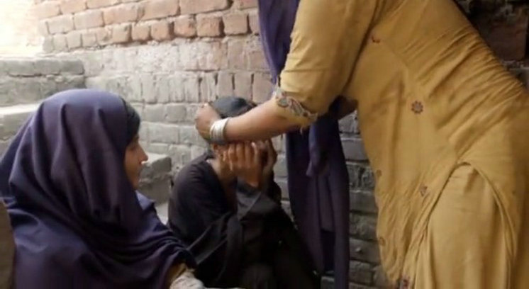 河中女孩：宽恕的代价 A Girl in the River: The Price of Forgiveness