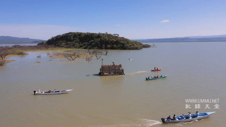 营救长颈鹿之漫漫归途 Saving Giraffes: The Long Journey Home