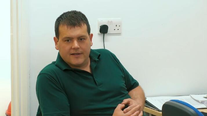 狗狗之家  第1季  The Dog House