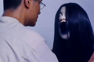 恐怖电影《山村老尸》恐怖惊悚电影影视解说自媒体素材文案/片源下载