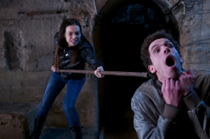 惊悚电影《我唾弃你的坟墓2》恐怖惊悚电影影视解说自媒体素材文案/片源下载